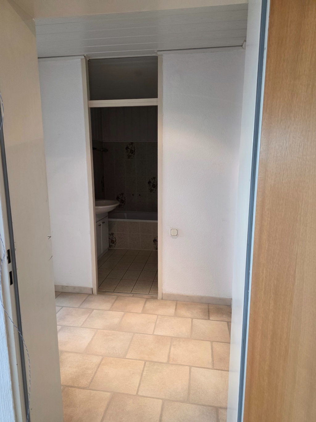 Großzügige WG-Wohnung in Rüttenscheid – ca. 100 m2, Loggia, Weitblick, U-Bahn vor der Tür – Katharinenstraße 6, 45131 Essen Rüttenscheid – Vorschaubild 10