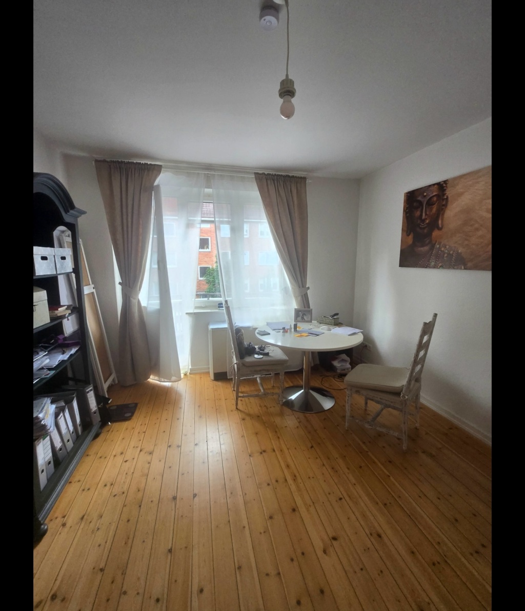 eine Einzimmer-Wohnung in Barmbek-Süd für September