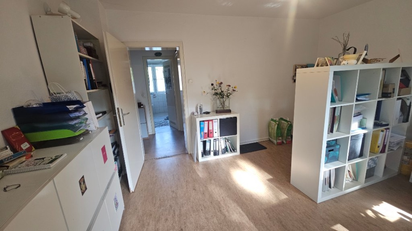 67qm Wohnung + Balkon, möbliert, in Südstadt, ganz nah am Auepark – Rembrandtstraße, 34121 Kassel Süd – Vorschaubild 4