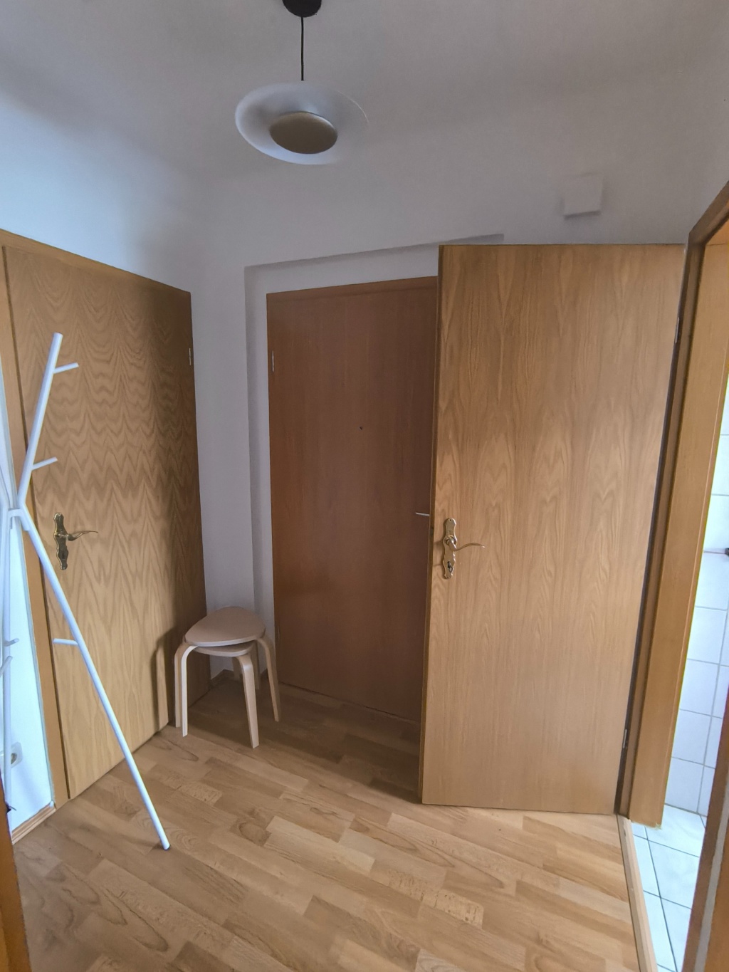 Möbelierte 1-Zimmer-Wohnung – Roststraße 27, 99086 Erfurt Ilversgehofen – Vorschaubild 6