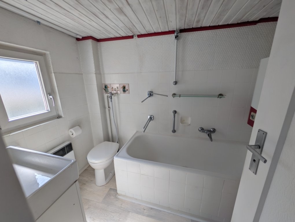 Neue 3-4 Personen WG , 5 Zimmer Haus – Rudolf-Gehring-Platz 1, 70469 Stuttgart Feuerbach – Vorschaubild 5