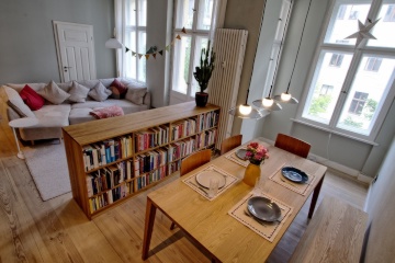 Stilvoll möblierte Altbauwohnung in Prenzlauer Berg (Sept 8 - Oct 4) — photo 1