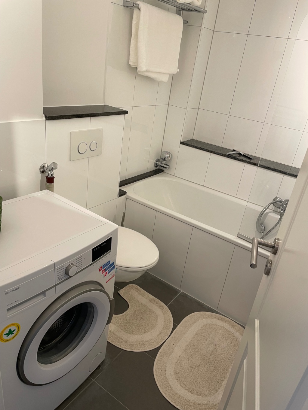 Dein neues Zuhause - 1,5 Zimmer Düsseldorf Heerdt – 40549 Düsseldorf Heerdt – Vorschaubild 5