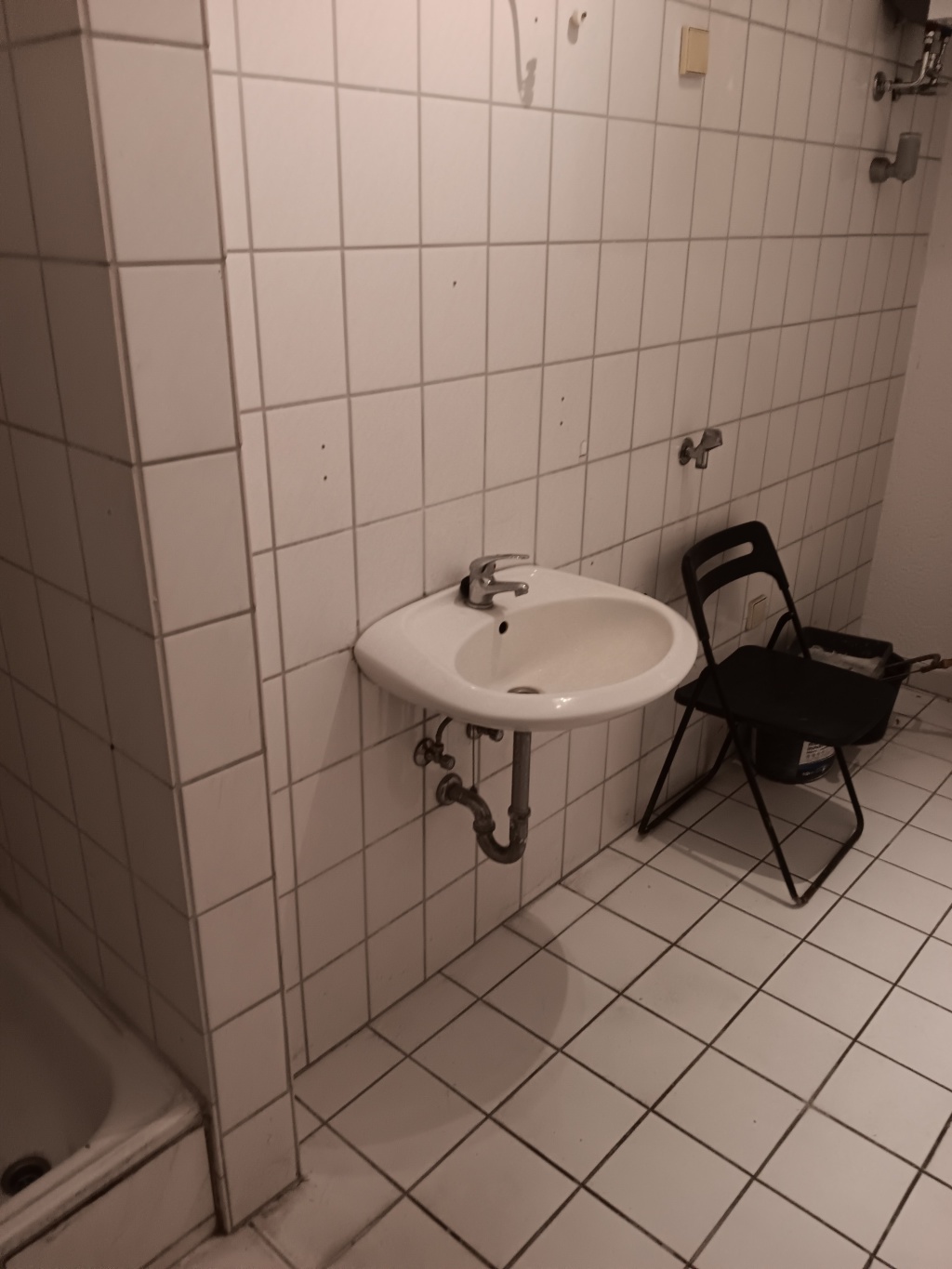 MA-NECKARSTADT - 2 Zimmer, große WG-Wohnung mit Balkon AB SOFORT! – 68169 Mannheim Neckarstadt-West – Vorschaubild 7