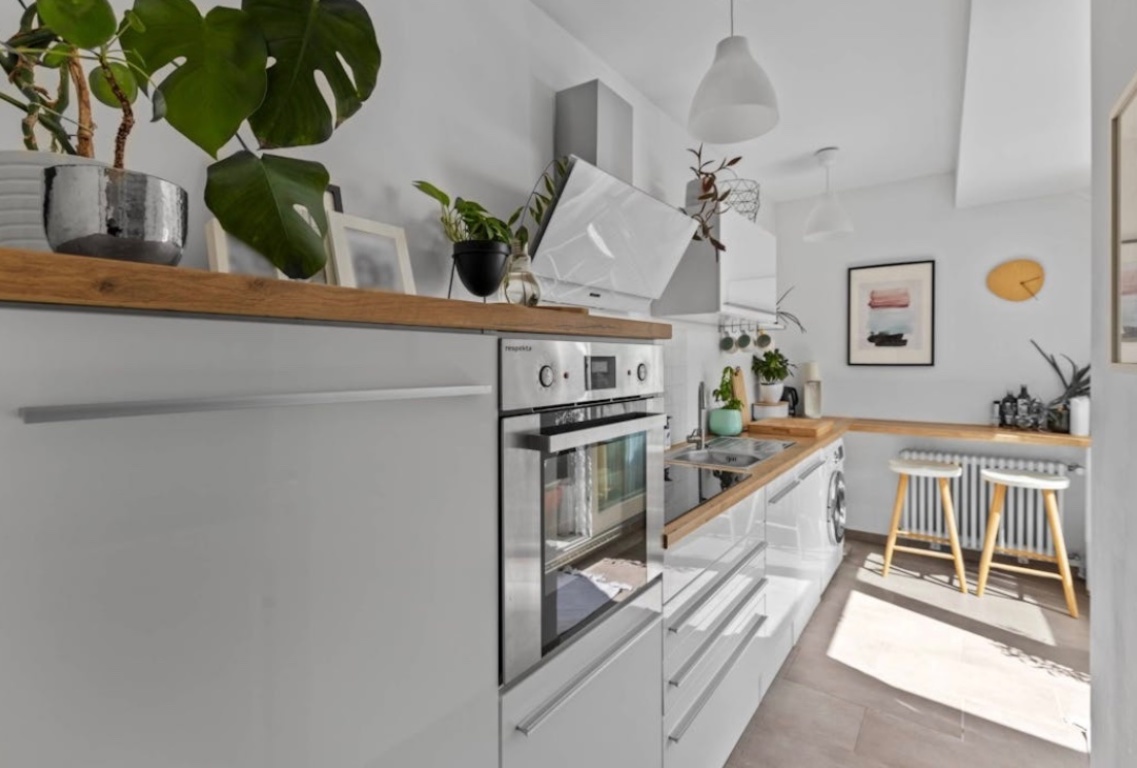 Wohnung Mitte Almstadtstr - Kitchen