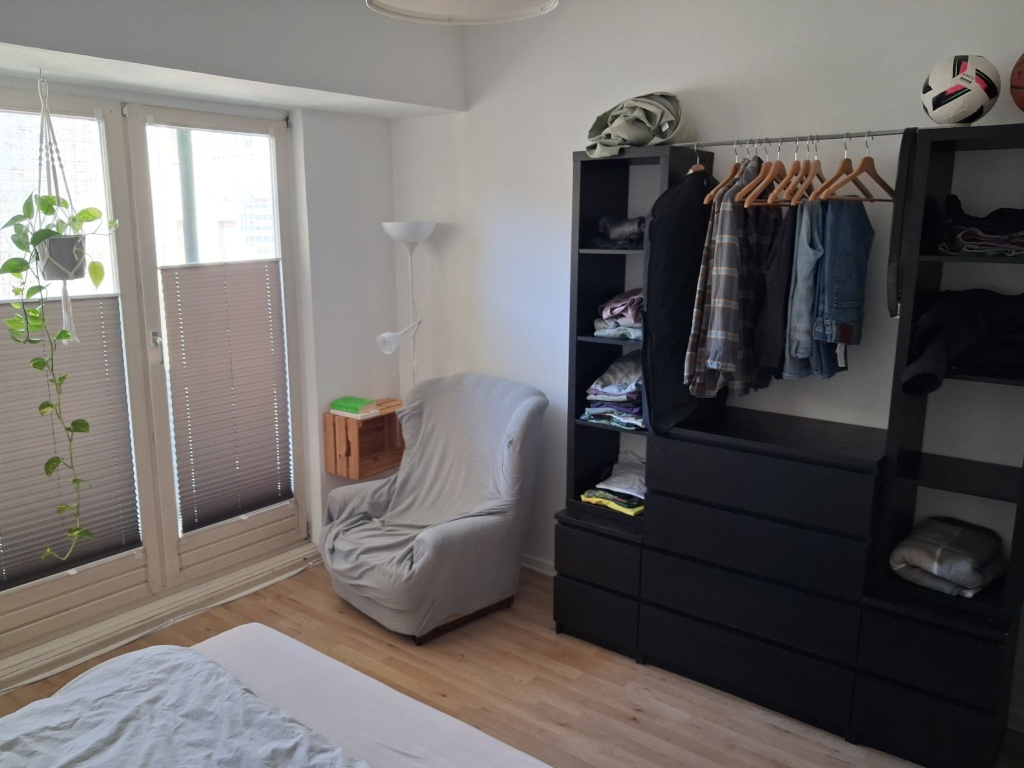 Zwischenmiete: 3-Zimmer-Traumwohnung auf Zeit in Köln (Altstadt-Nord) – Vollmöbliert – Hamburger Straße 19, 50668 Köln Altstadt-Nord – Vorschaubild 4
