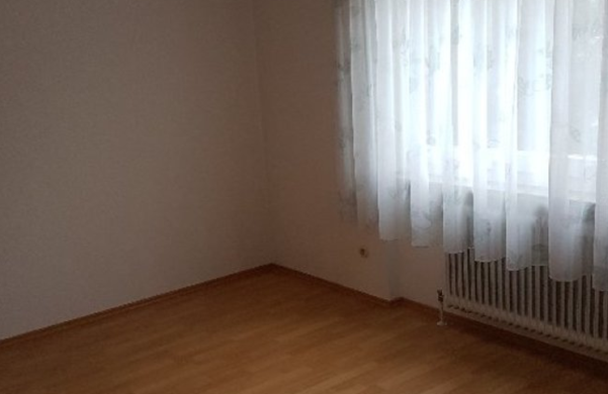 Sehr ruhig gelegene, helle 2 1/2 Zimmer-Wohnung in Stuttgart Bad Cannstatt – Einsteinstrasse, 70374 Stuttgart Bad Cannstatt – Vorschaubild 7