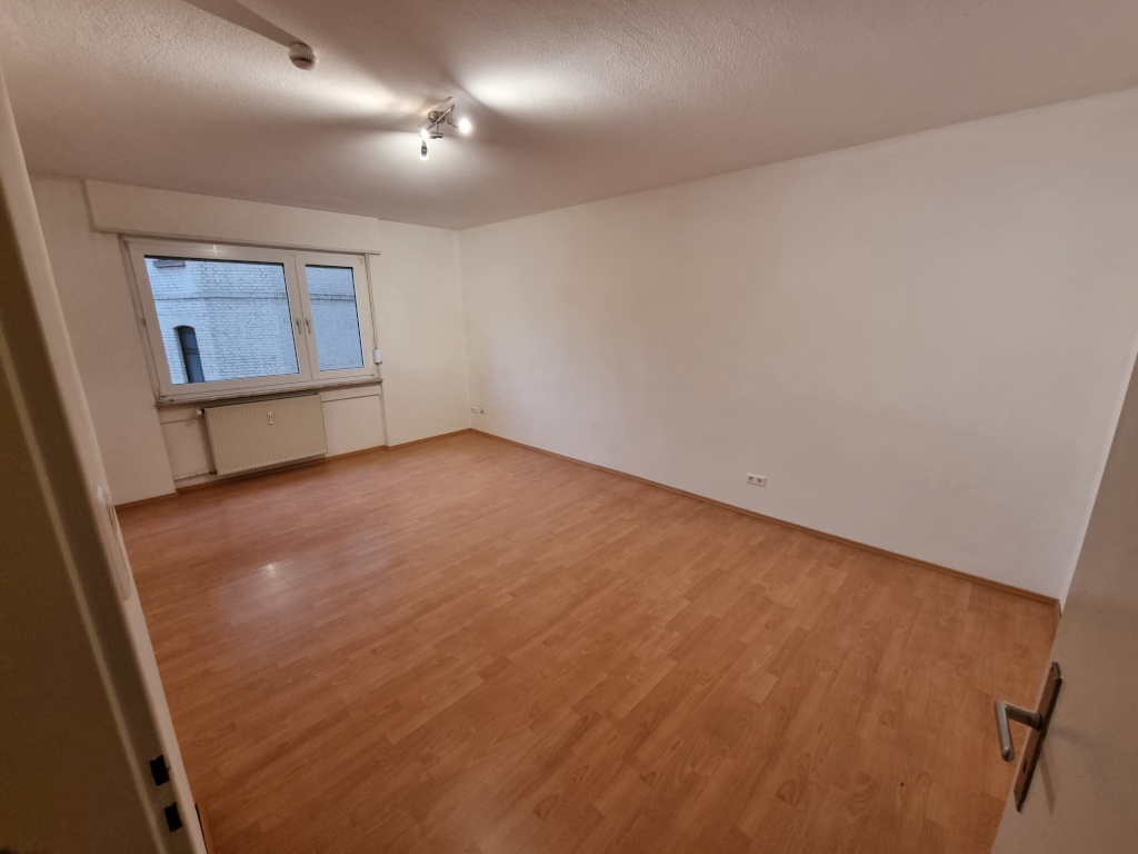 Schöne 1-Zimmer Wohnung mit Badewanne in 1A Top-Lage in Mannheim Oststadt – 68165 Mannheim Oststadt – Vorschaubild 3