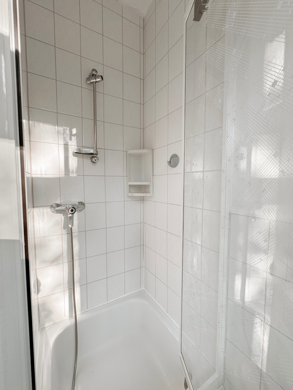 2-Zimmer-Altbauwohnung | WG-geeignet | Uni-& Nordpark-Nähe – Hans-Sailer-Straße, 99089 Erfurt Ilversgehofen – Vorschaubild 8