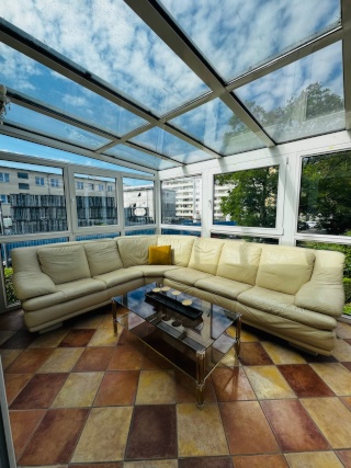 Anzeigenbild: Altbau-WG-Neugründung | Größtes Zimmer mit Gartenblick | Kamin, Wintergarten, Luxusbad | S Springpfuhl
