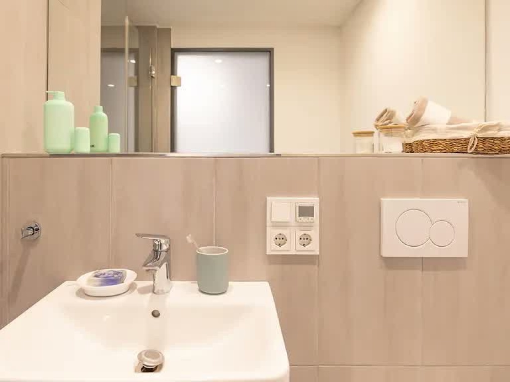 Modernes Studio bei Yugo Elementum (Studio M Silver) – Nachmieter/in gesucht (ab 01.10.2026) – Spreestraße 5, 64295 Darmstadt Darmstadt – Vorschaubild 3