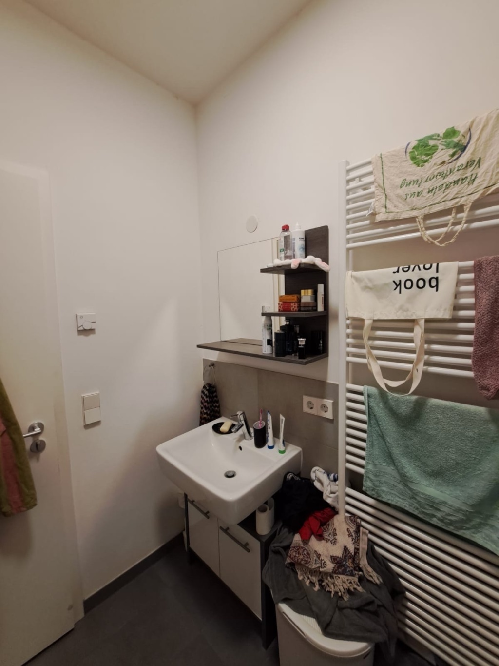 Untermiete (1 Jahr) in Berlin Mitte, 3 Zimmer möbliert – Wilhelmine-Gemberg-Weg, 10179 Berlin Mitte – Vorschaubild 5
