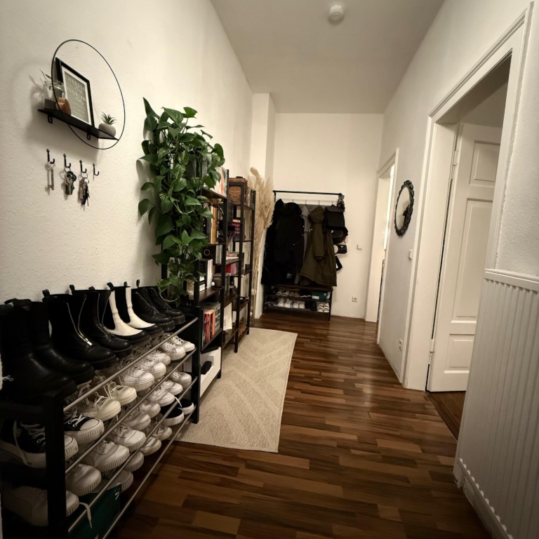 2 Zimmer Wohnung, WG geeignet – Obere Waiblinger Straße, 70374 Stuttgart Bad Cannstatt – Vorschaubild 2
