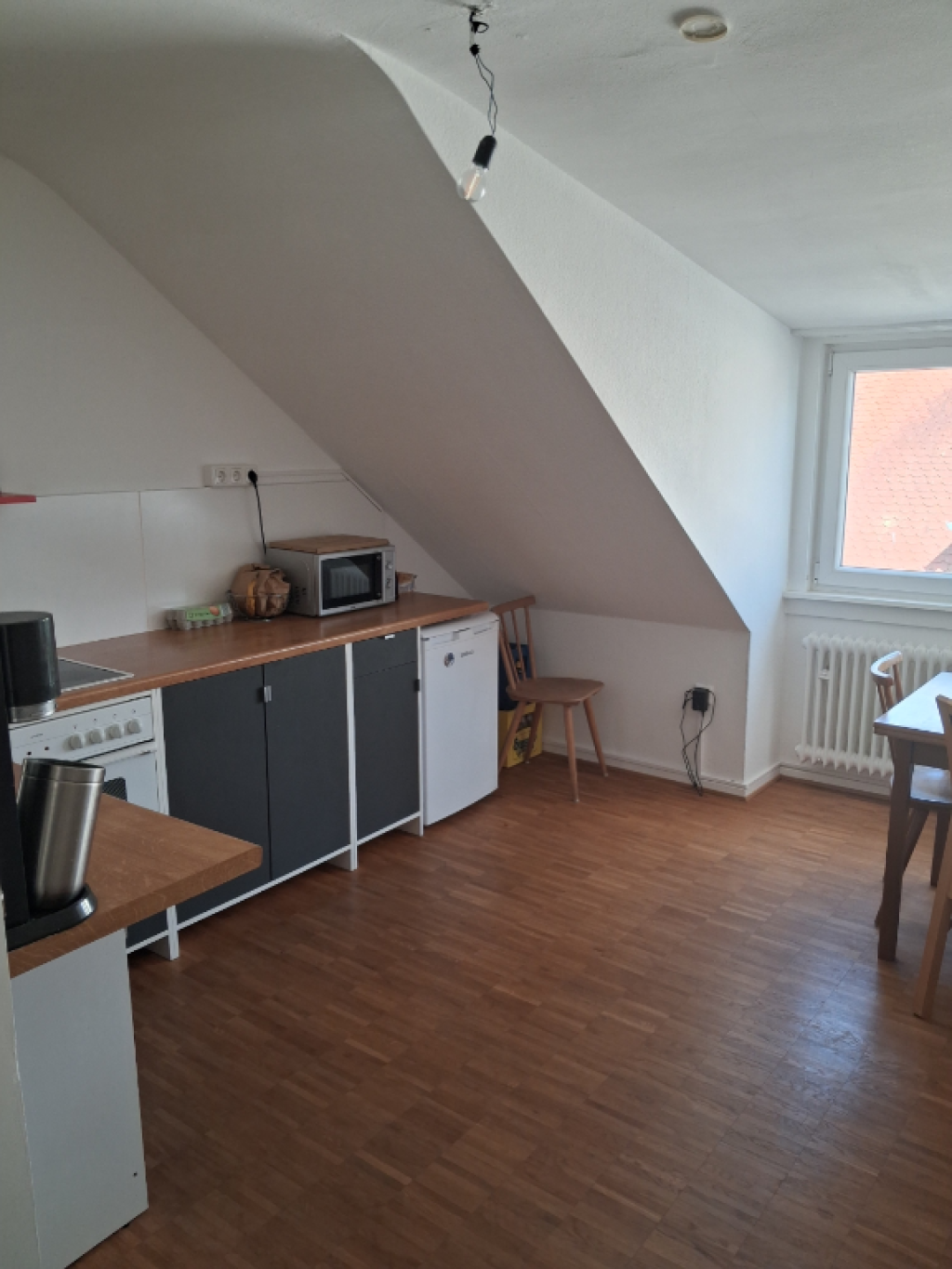 Helle 2-Zimmer DG-Wohnung in ruhiger Lage, im beliebten Darmstädter Martinsviertel – Beckerstraße 33, 64289 Darmstadt Darmstadt – Vorschaubild 4