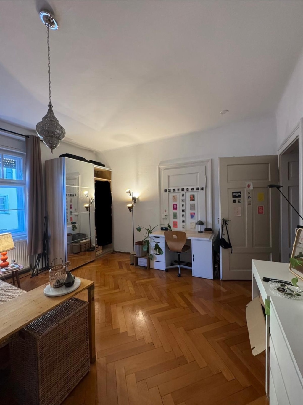 Habitación en WG Nikola Schwimmschulstraße 12 - WG Zimmer