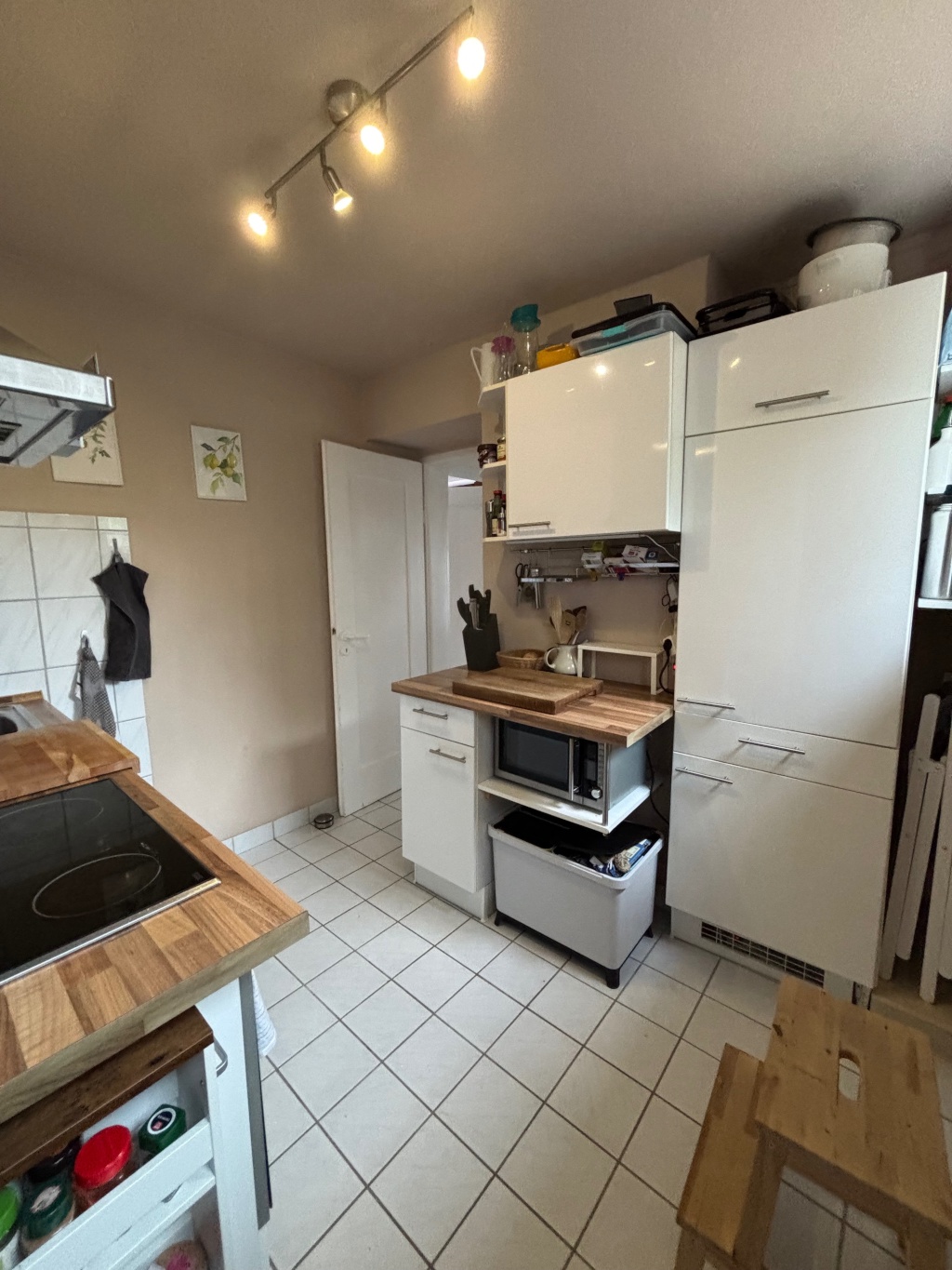 2-Zimmerwohnung mit Gartenterrasse an Studentenpaar in Stuttgart – Alosenweg 47, 70329 Stuttgart Hedelfingen – Vorschaubild 3