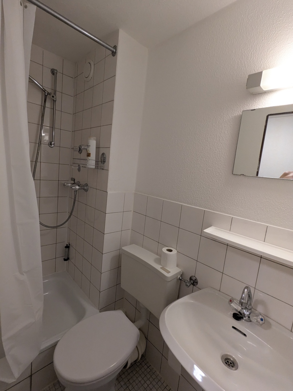 1-Zimmer-Wohnung in ruhiger Stadtlage – nur 200 m zur Uni! – Dr.-Hans-Kapfinger-Straße 13, 94032 Passau Altstadt – Vorschaubild 5