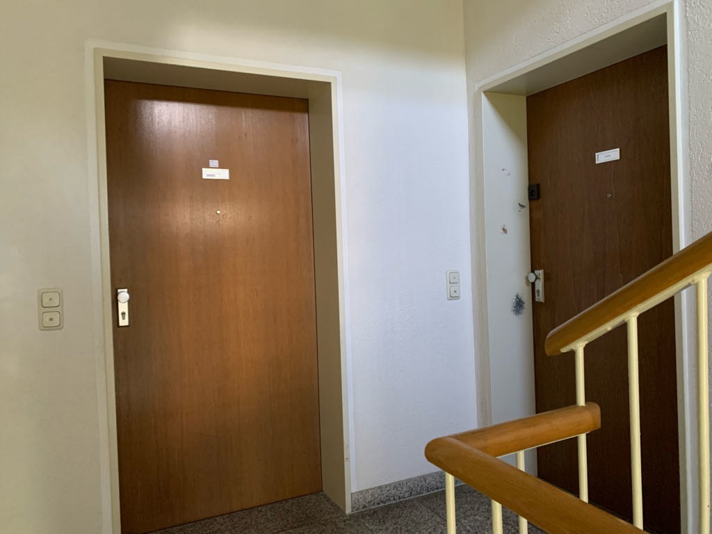 WG-Zimmer Thalkirchen-Obersendling-Forstenried-Fürstenried-Solln Bellinzonastraße 21 - Main Entrance