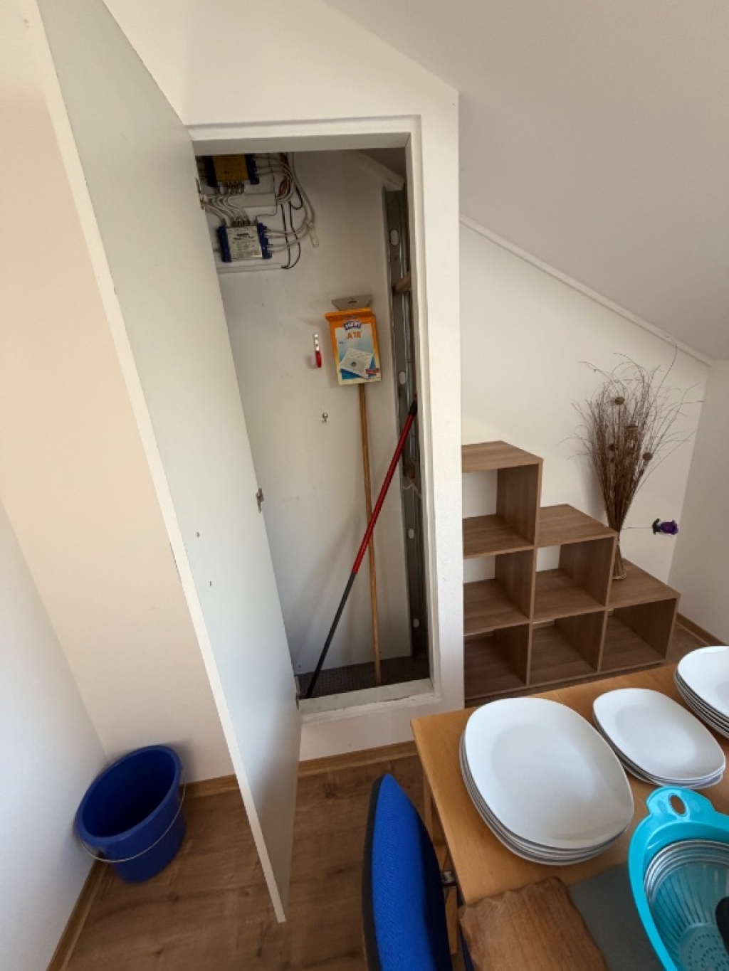 Möbelierte 2-Zimmerwohnung mit Küche und Bad (WG-geeignet) – Dümmerweg, 33104 Paderborn Schloß Neuhaus – Vorschaubild 9