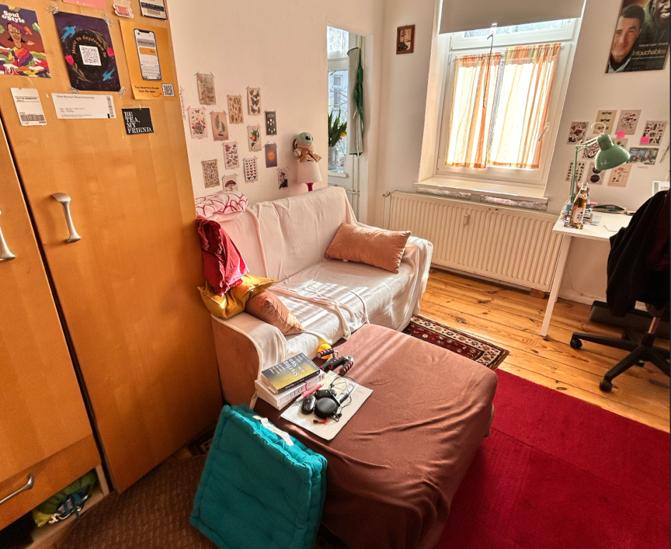 Swap ONLY!!!! NUR TAUSCH!!!!!! Biete Altbau F'hain 300 Euro Warm, Suche Neubau oder DG bis 550 warm in Ost-Berlin (F'hain, Lichtenberg, Mitte, Köpenick)