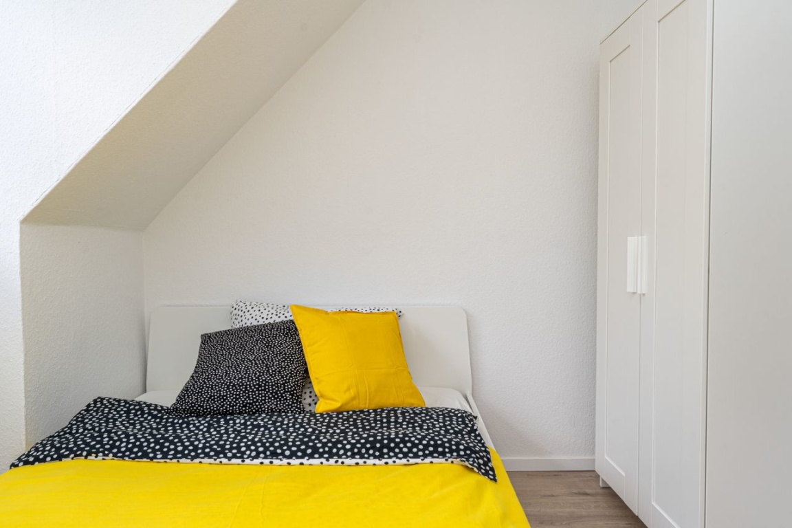 Gemütliches Zimmer in WG – komplett ausgestattet mit guter Anbindung – Jüdenstraße, 13597 Berlin – Vorschaubild 2