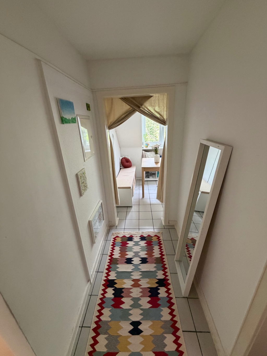 Möblierte 2-Zimmer-Wohnung in der Südstadt – 3 Wochen Zwischenmiete – Rolandstraße, 50677 Köln Neustadt-Süd – Vorschaubild 4