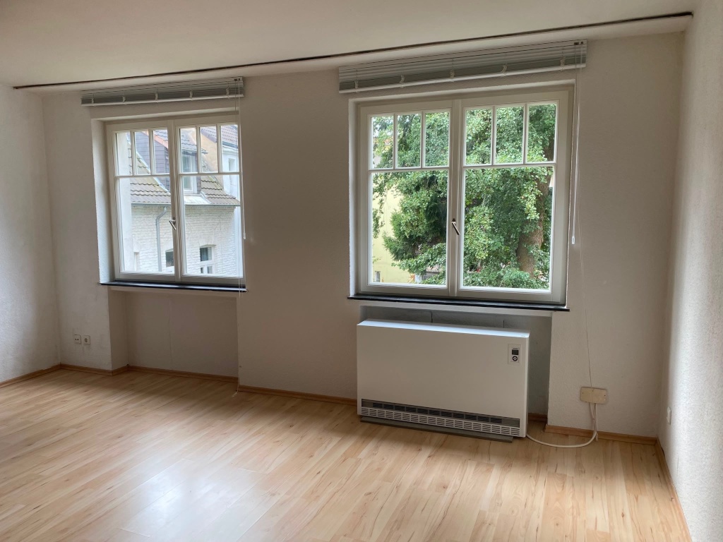 helle, ruhige 1 Zimmer Wohnung in Essen Holsterhausen - Nahe Klinikum , Landgericht und Gruga