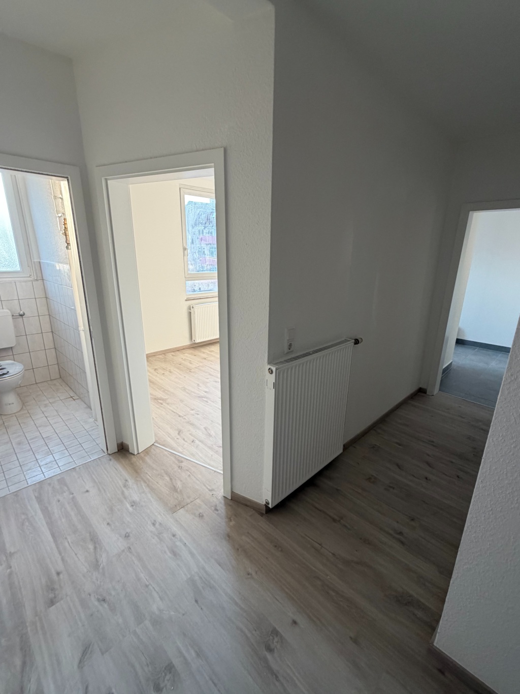 neu renovierte helle 3 Zimmer Wohnung in Stuttgart West zu vermieten – Schwabstrasse, 70197 Stuttgart West – Vorschaubild 14