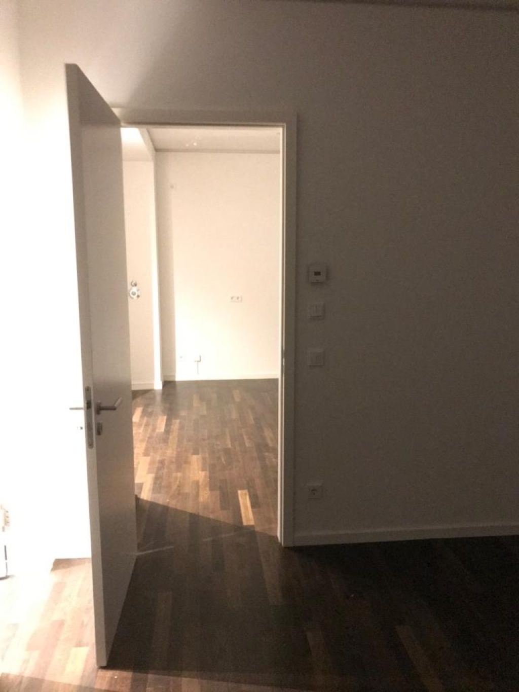 2-Zimmer-Wohnung am Potsdamer Platz (Mitte) – langfristig, Direktvertrag mit der Hausverwaltung – Voßstraße 26, 10117 Berlin Mitte – Vorschaubild 4