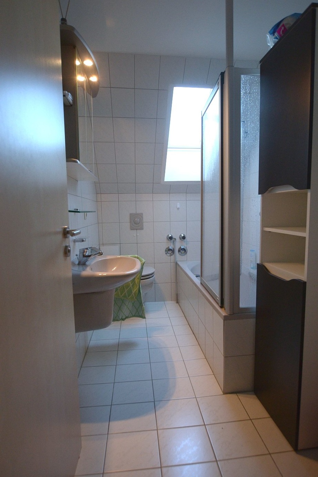 Habitación en WG Ergolding Schwalbenstr. 16 - Gemeinschaftsbad