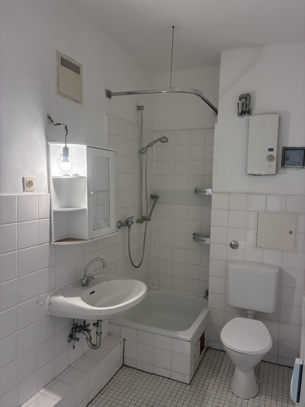 Helle Dachgeschosswohnung im denkmalgeschützten Altbau - Berliner Straße – Berliner Straße, 51063 Köln Mülheim – Vorschaubild 9