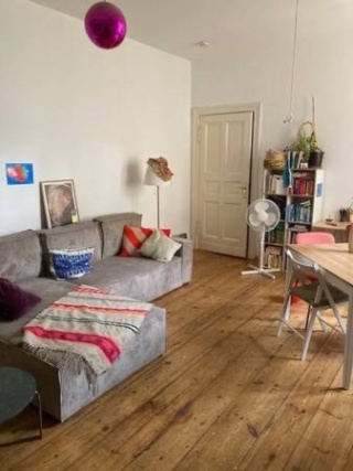 Sublet Colorful Apartment (Flinta / Single Female) — photo 1