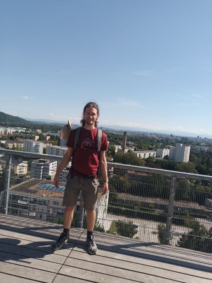 Anzeigenbild: WG-Zimmer für Uni-Mitarbeiter