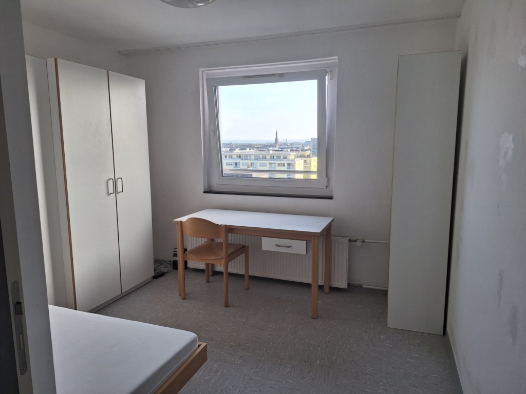 1-Zimmer-Apartment (Eigenes Bad & Küche) im Studierendenwohnheim Deutz | 1. Okt – 31. Jan (Zwischenmiete / evt. Nachmiete)