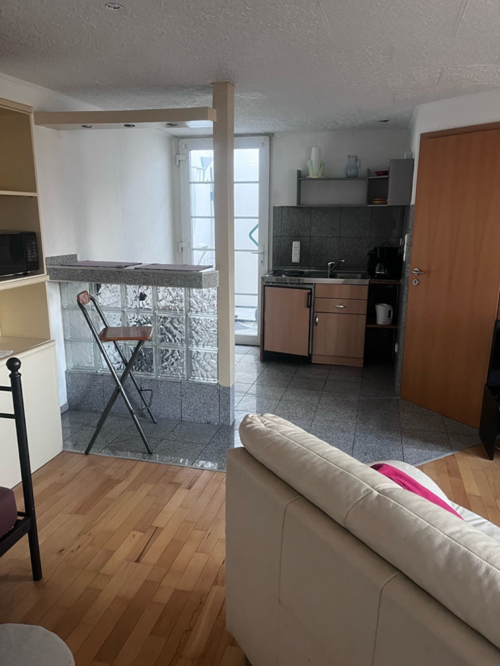 1 Room Flat Koslar Theodor-Heuss-Straße - picture 4
