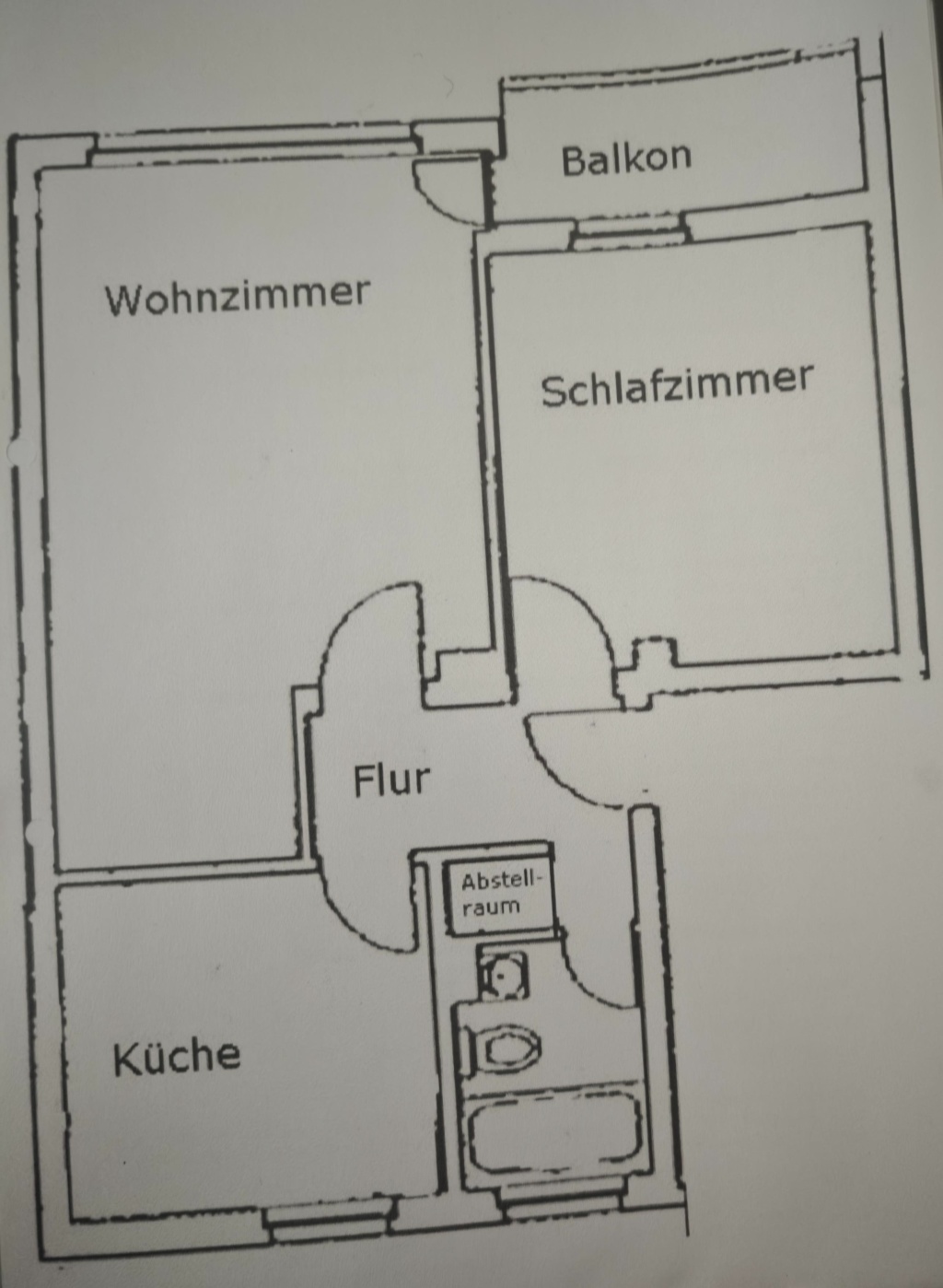 Möblierte 2-Zimmer-Wohnung mit Blick ins Grüne, Balkon, Tageslichtbad mit Badewanne & Top-Anbindung in Köln-Mülheim – Montanusstraße, 51065 Köln Mülheim – Vorschaubild 4