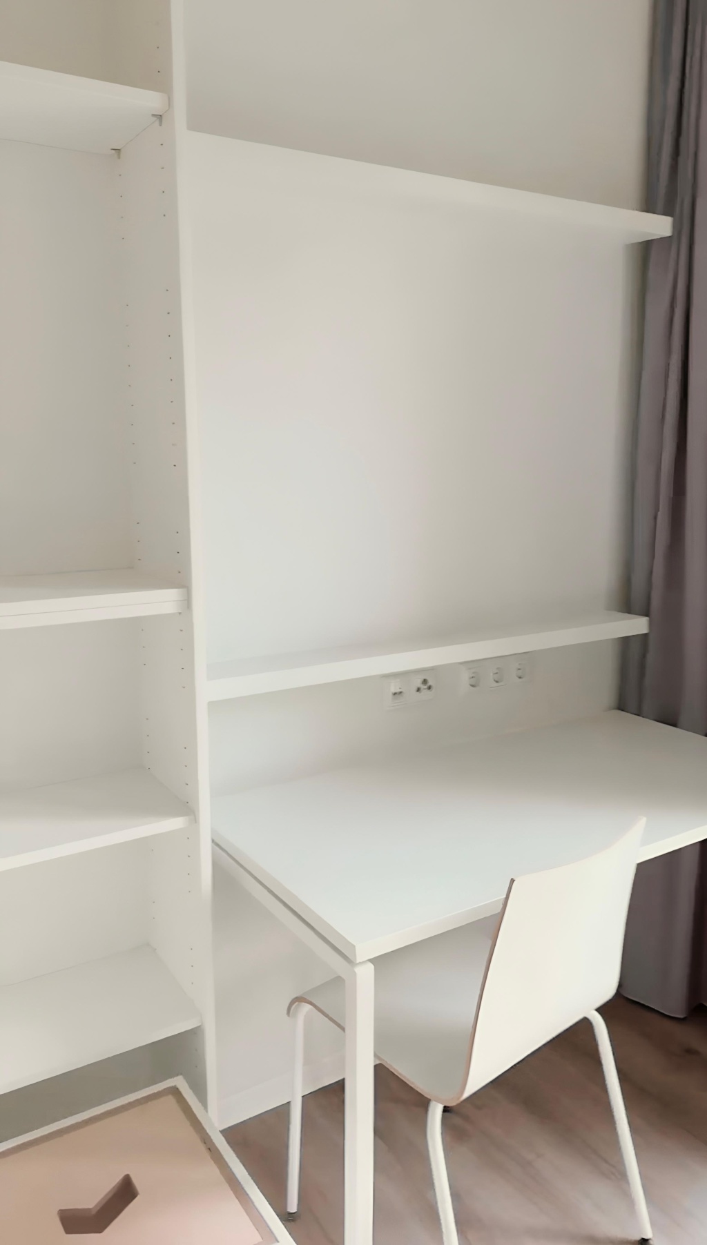 Sunny one room studio apartment available for sublet – Iranische Straße 4, 13347 Berlin Gesundbrunnen – Vorschaubild 4