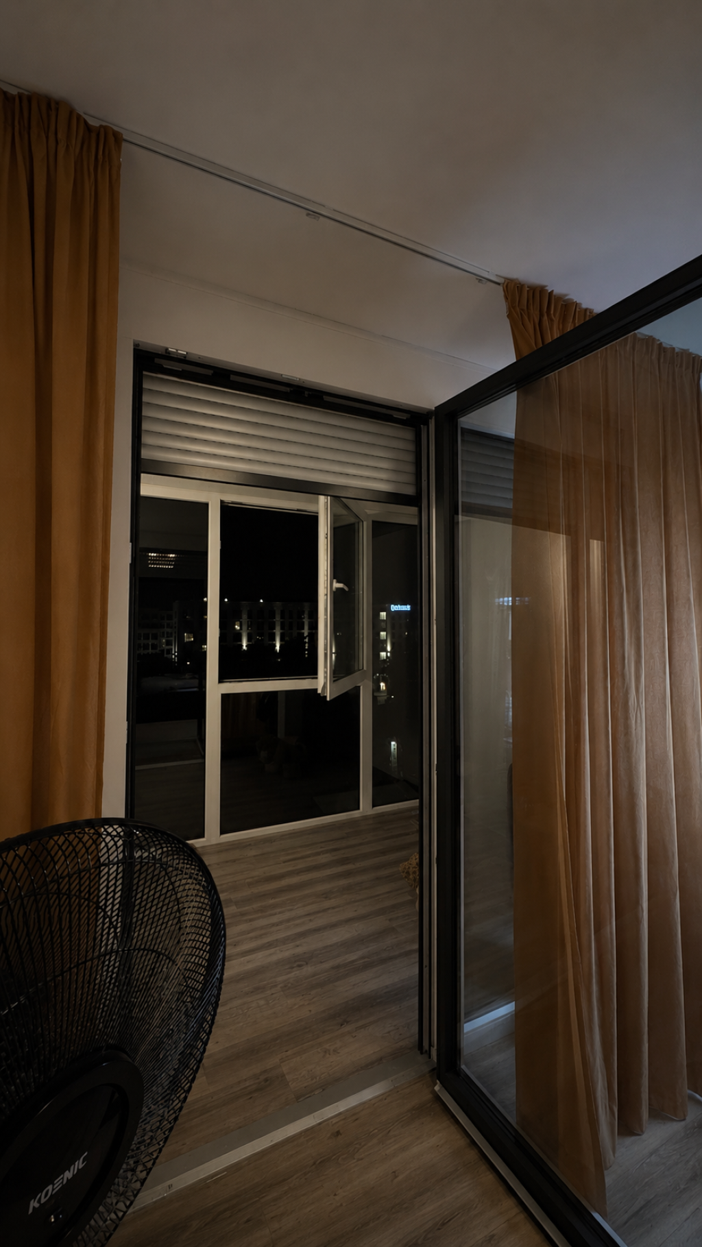 Möbliertes 1-Zimmer-Apartment in Darmstadt (i Live) | 01 September –30 Oktober – Haardtring 15, 64295 Darmstadt Darmstadt – Vorschaubild 4