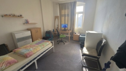 Anzeigenbild: Furnished Room in Central Freiberg (Bahnhofstr.) – All-Inclusive WG Sublet (Oct–Dec / Ext. Possible)