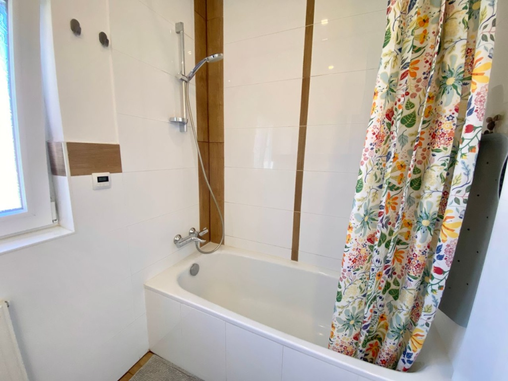 Möbliertes Zimmer mit Gemeinschaftsräumen-Nähe Bonn Zentrum (W) – Lievelingsweg, 53119 Bonn Auerberg – Vorschaubild 16
