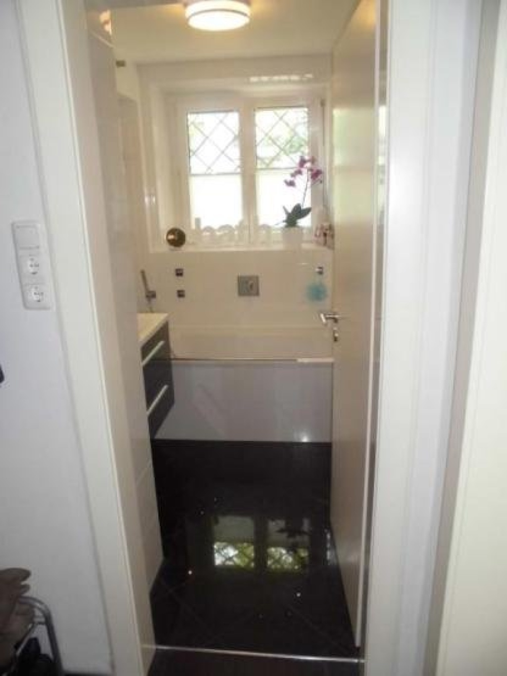 WG-Zimmer Innenstadt Öglinstraße 4 - Badezimmer