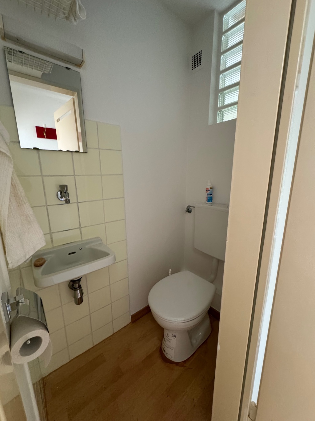 Helle 3 Zimmer Wohnung zu vermieten in Stuttgart – Uhlbacherstr, 70329 Stuttgart Obertürkheim – Vorschaubild 9