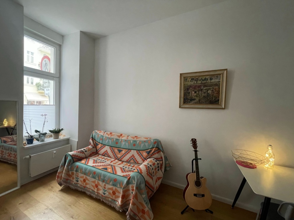 Two-Room Apartment for Sublet in Charlottenburg