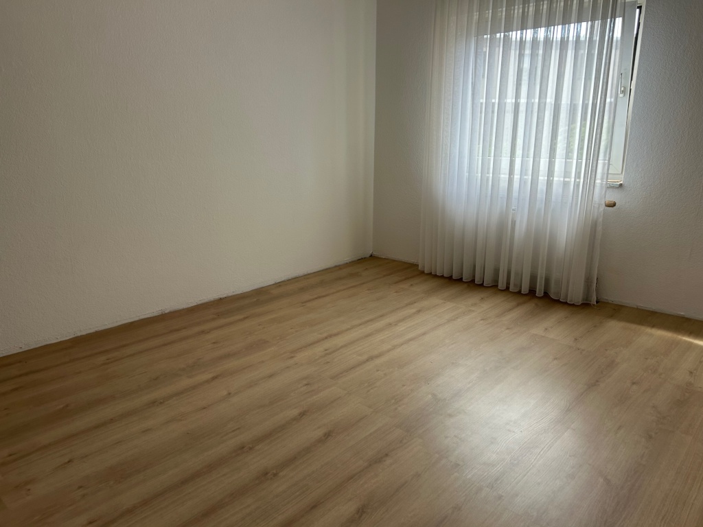 Sanierte 2-ZKB Erdgeschosswohnung in zentraler, direkter Uninähe ab dem 15.09 bezugsfertig – Ermlandstraße 7, 26127 Oldenburg Bürgerfelde – Vorschaubild 6
