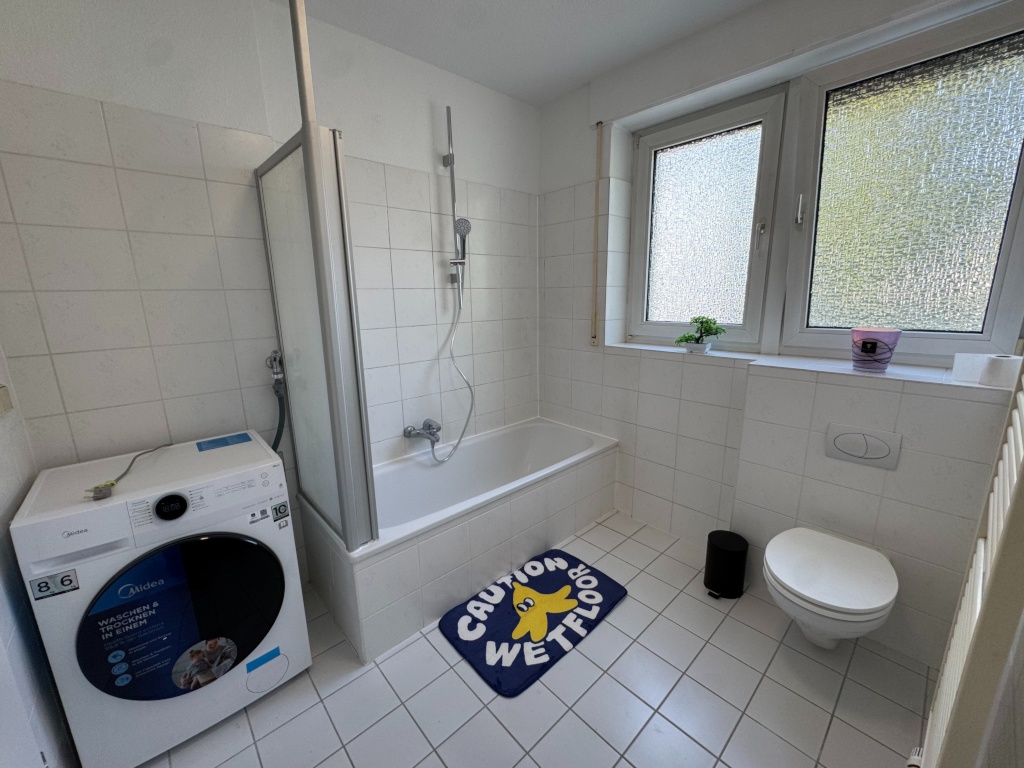 WG-Zimmer Dornbusch Lucaestraße 15 - Badezimmer