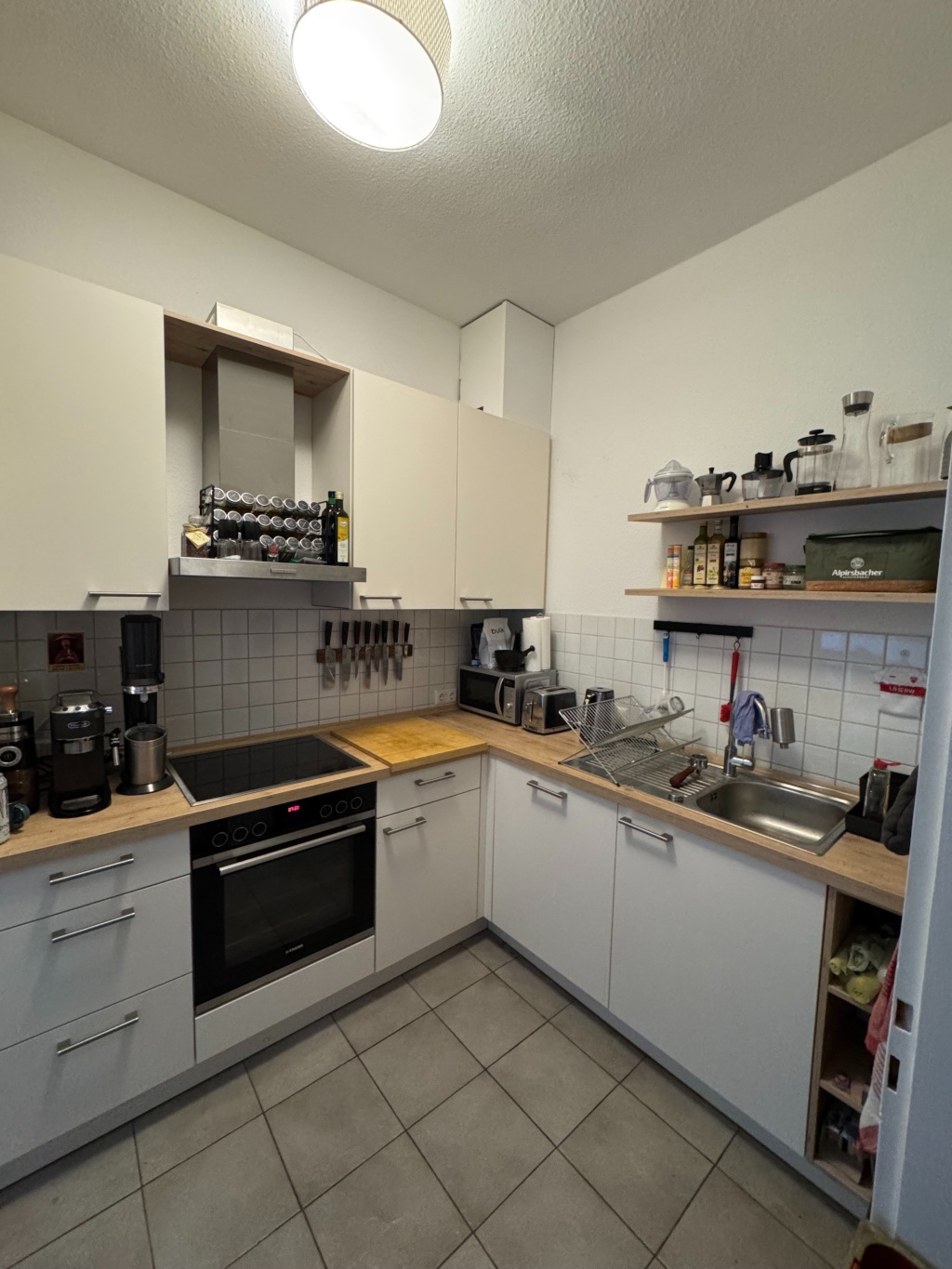 Einladende 2-Zimmer-Wohnung (vorerst befristet) in bester Lage am Hölderlinplatz, Stuttgart West – Schwabstraße 199, 70193 Stuttgart West – Vorschaubild 3