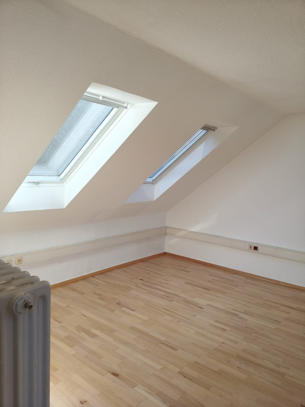 Sehr große Wohnung, fast das ganze Haus, für eine 5er WG mit 2Bädern, große Küche und Wohnzimmer zu vermieten – 34127 Kassel Mitte – Vorschaubild 7