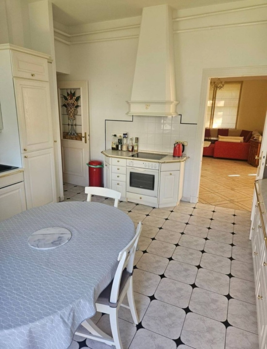 2 Zi Wohnung - Berlin Zehlendorf - 105,5 qm - Einbauküche - möbliert - WG tauglich - Hochparterre - Balkon - € 1800 warm – Bergengrünstrasse 25, 14129 Berlin Zehlendorf – Vorschaubild 6