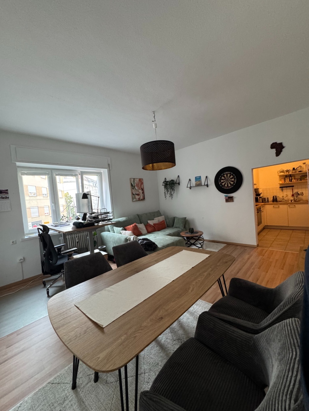 Einladende 2-Zimmer-Wohnung (vorerst befristet) in bester Lage am Hölderlinplatz, Stuttgart West – Schwabstraße 199, 70193 Stuttgart West – Vorschaubild 2