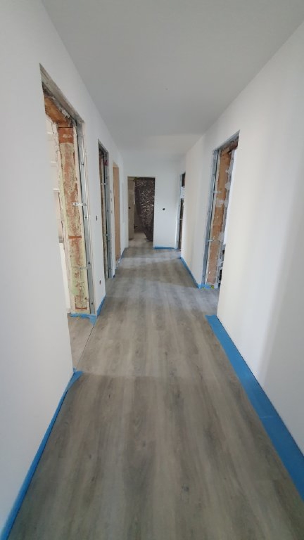 Habitación en WG Untertürkheim Beutelsbacher Straße 1 - Flur 1